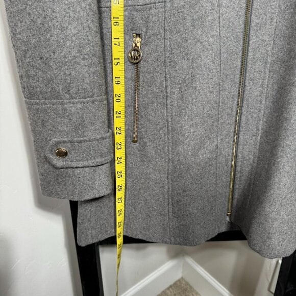 Michael Kors Gray Wool Blend Zip-Up Coat with Gold Hardware - Picture 11 of 12